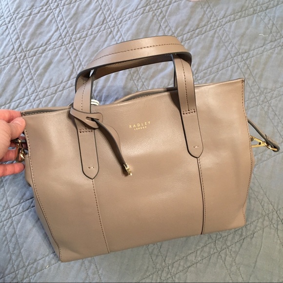 Radley London Medium Abbotsford House Multiway Bag - Picture 3 of 14